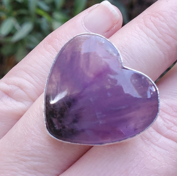 New Heart Shaped Amethyst 925 Silver Ring. - Picture 5 of 15